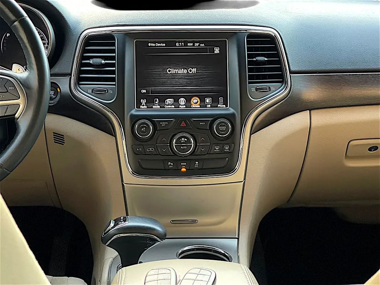 Jeep Grand Cherokee GCC Specs Laredo - Well Maintained