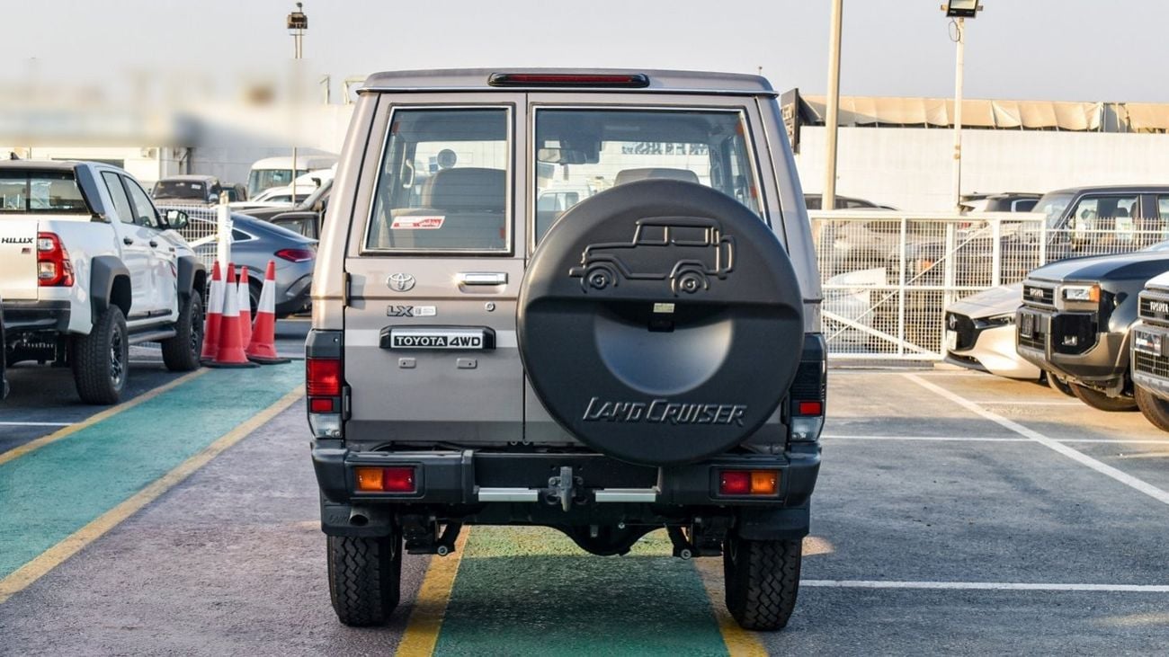تويوتا لاند كروزر 70 2.8L Diesel