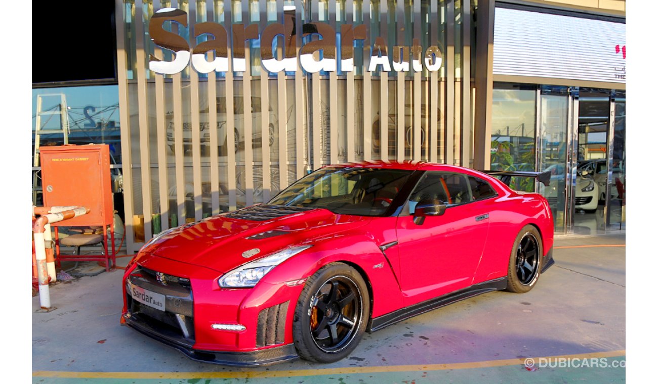 نيسان GT-R 2016