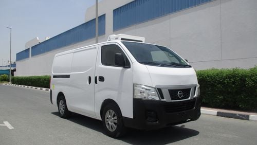 نيسان أورفان نيسان فان 2015 فان مع ثلاجه جديده مع ضمان سنه على الثلاجه