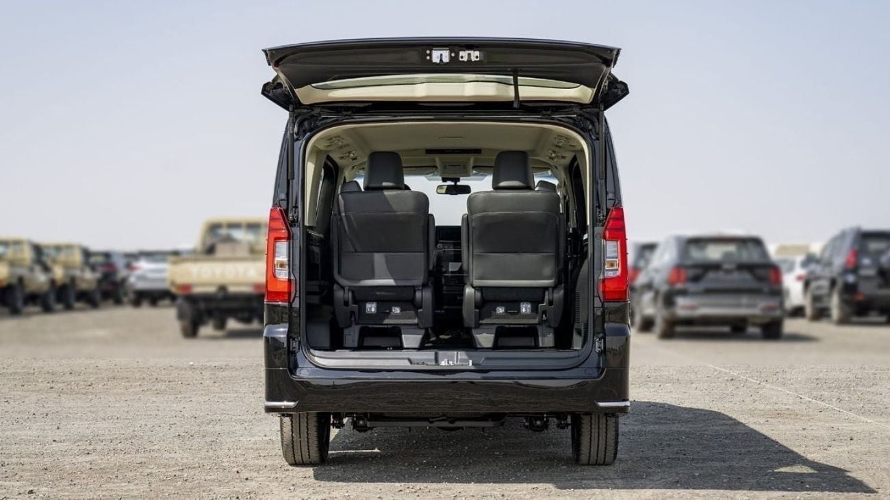 Toyota Granvia Toyota Granvia 3.5L petrol VIP 2024