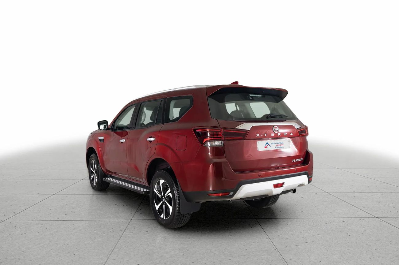 Nissan XTerra Platinum 2.5L 4WD PLATINUM 2.5