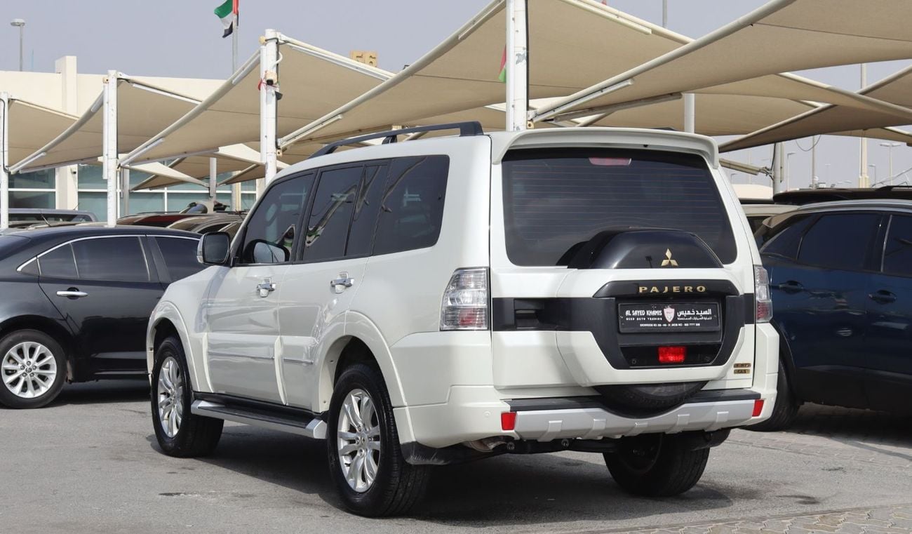 ميتسوبيشي باجيرو ميتسوبيشي باجيرو 2020- خليجى - بدون حوادث -  3.8L - (6)V -عدد7مقاعد - بحاله ممتازه