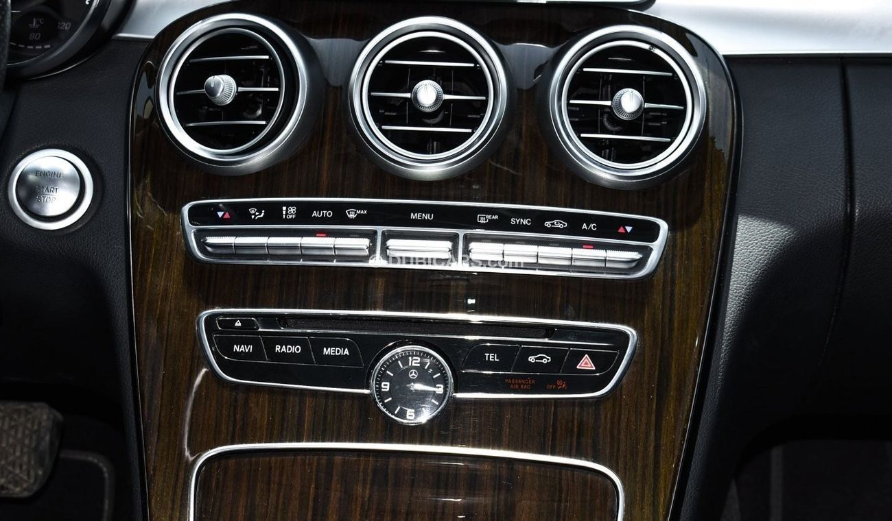 مرسيدس بنز C 300 4 Matic