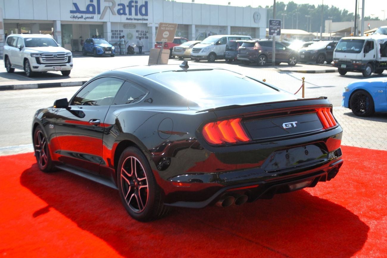 Ford Mustang GT Premium 5.0L V8