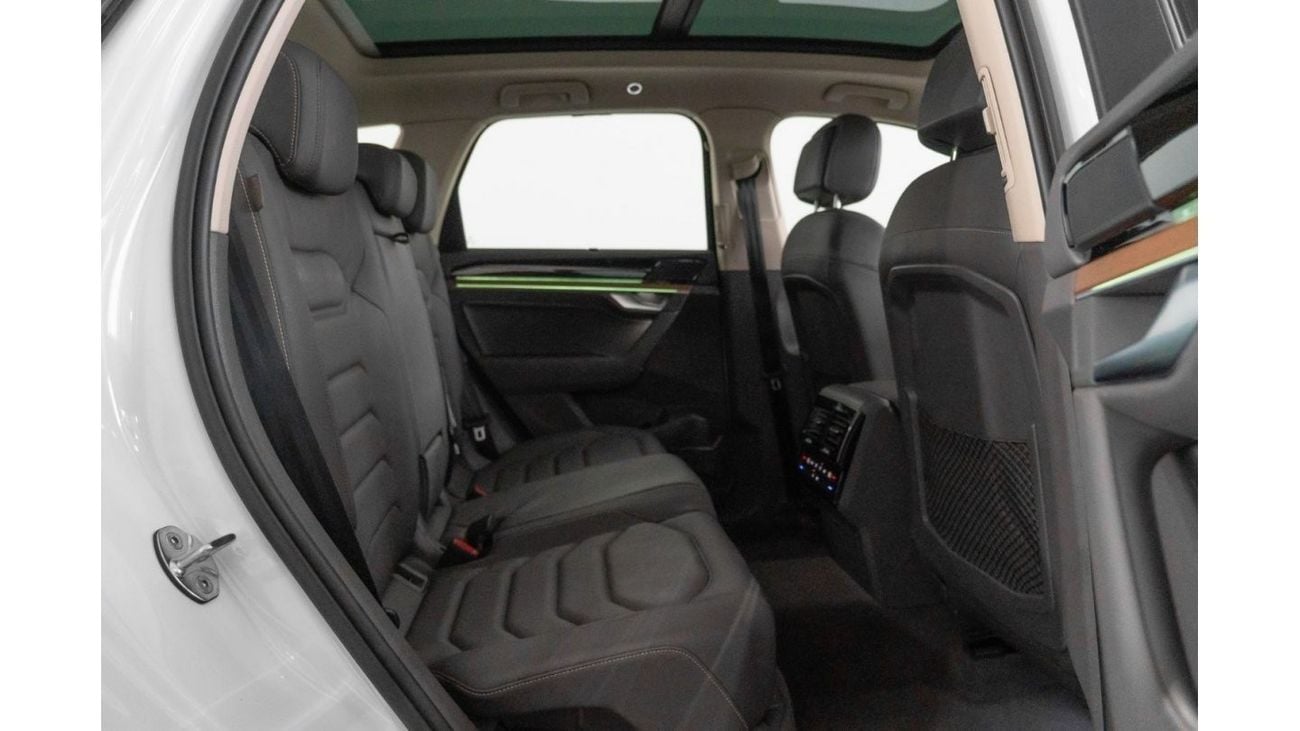 Volkswagen Touareg 2021 Volkswagen Touareg Atmosphere / Full Volkswagen Service History & Volkswagen Warranty