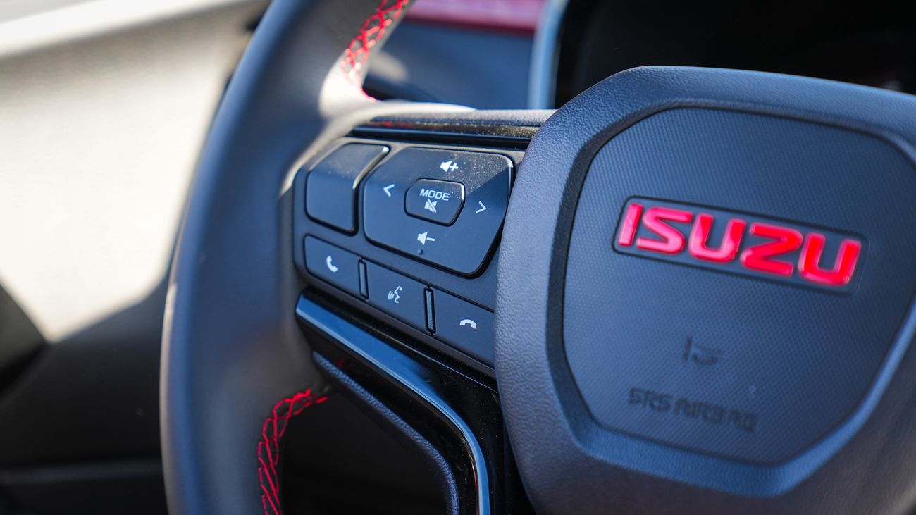 إيسوزو D ماكس GT 3.0 TD