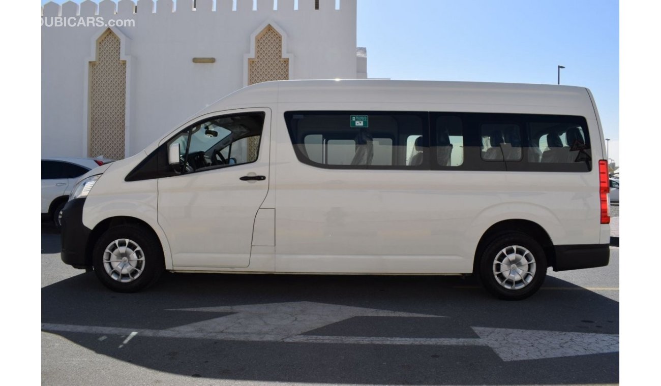 Toyota Hiace Commuter GL High Roof Toyota Hiace Highroof Bus 3.5L, 6 Cylinder, Automatic, Model:2020. Excellent c
