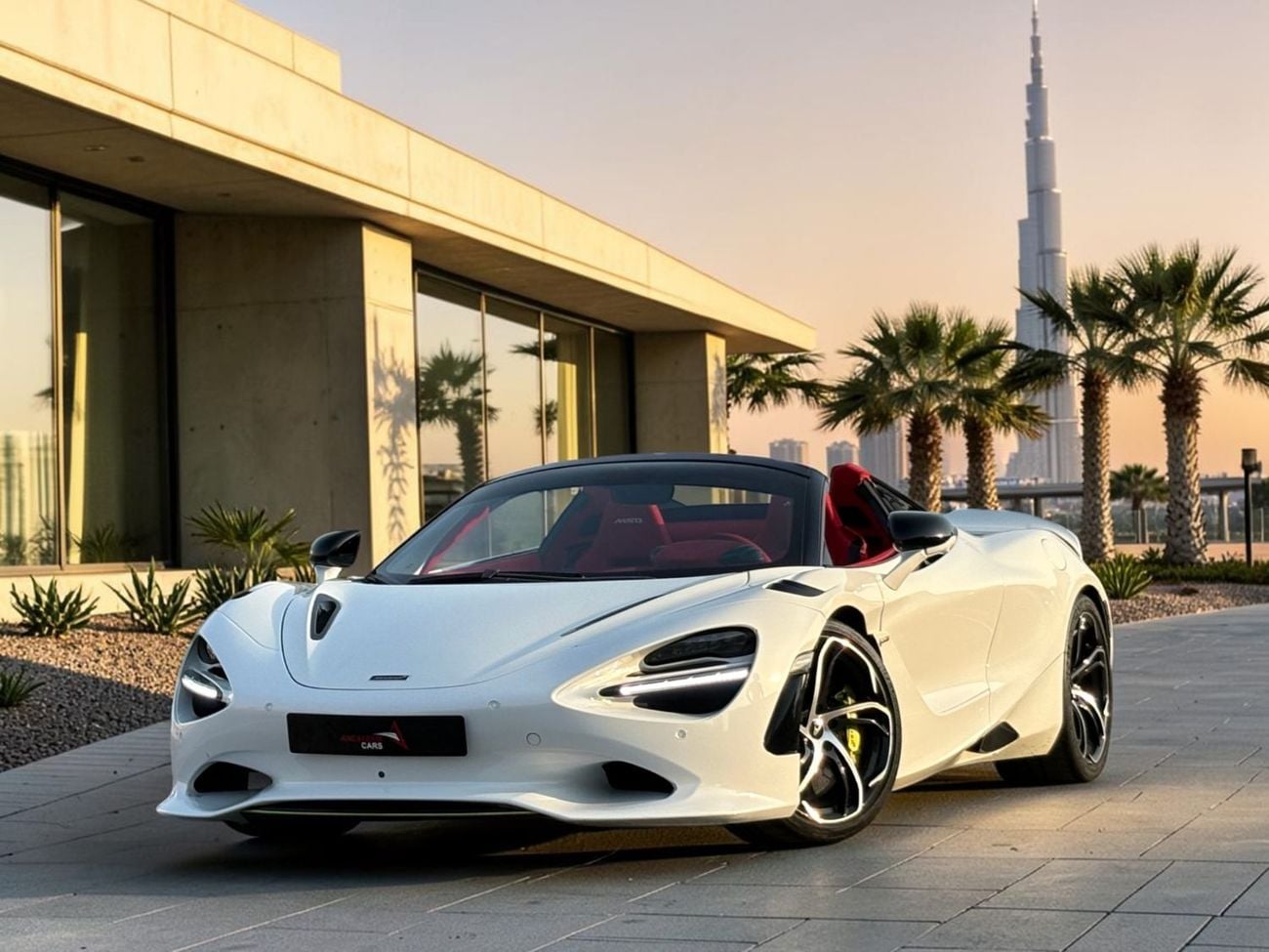 McLaren 750S Spider AED 27,999 P.M | MCLAREN 750S SPIDER MSO | 4.0L TWIN TURBO V8 | WARRANTY &amp; SERVICE PLAN | GCC SP