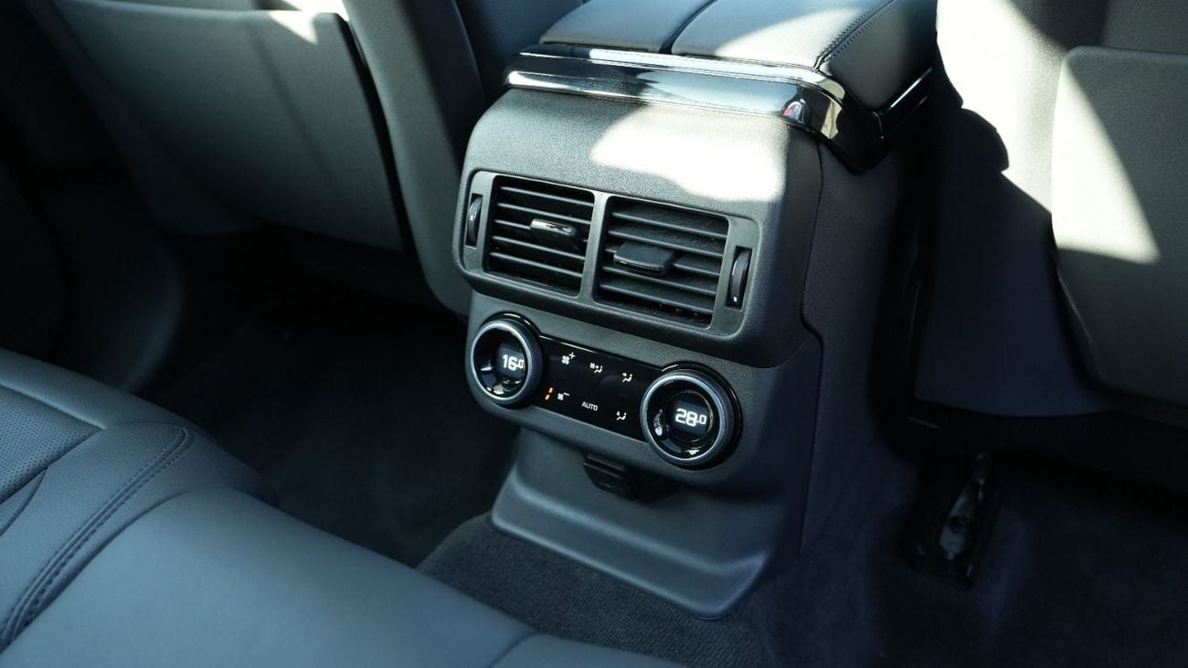 لاند روفر رينج روفر فيلار Dynamic SE P250 2.0L