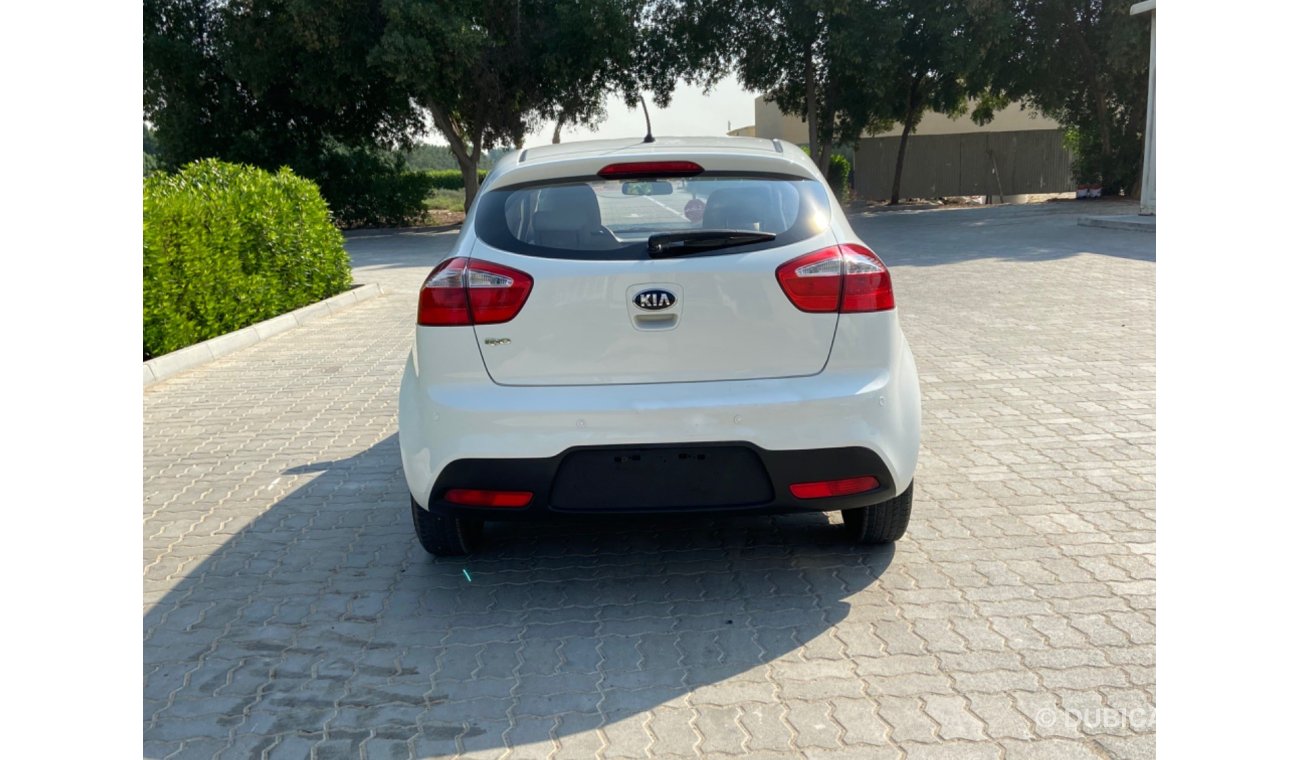 Kia Rio Kia Rio model 2015 GCC very celen I car km 173,459 price 21,000 m00971545994592