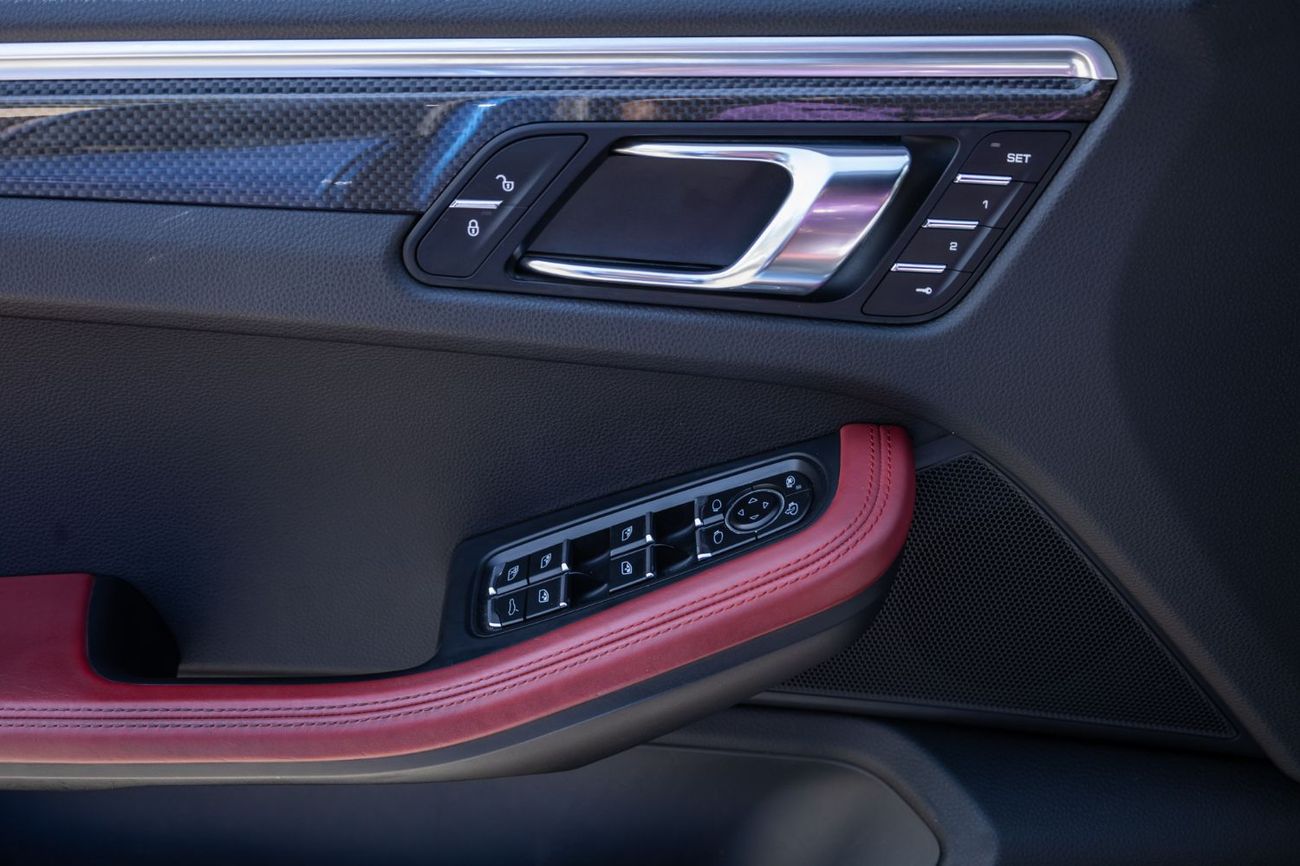 Porsche Macan GTS 3.0L (360 HP)