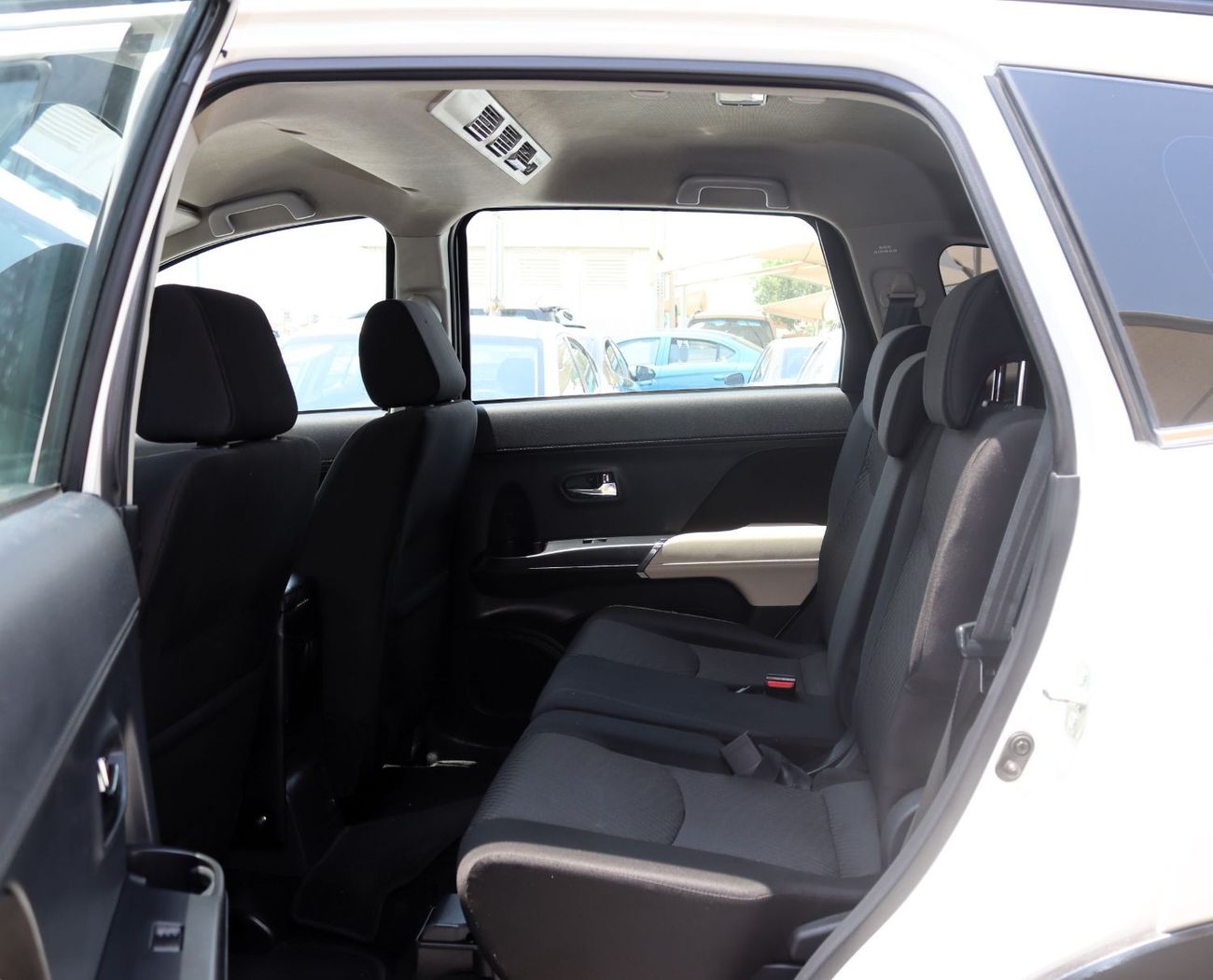 Toyota Rush ACCIDENTS FREE - GCC PERFECT CONDITION INSIDE OUT - ORIGINAL PAINT