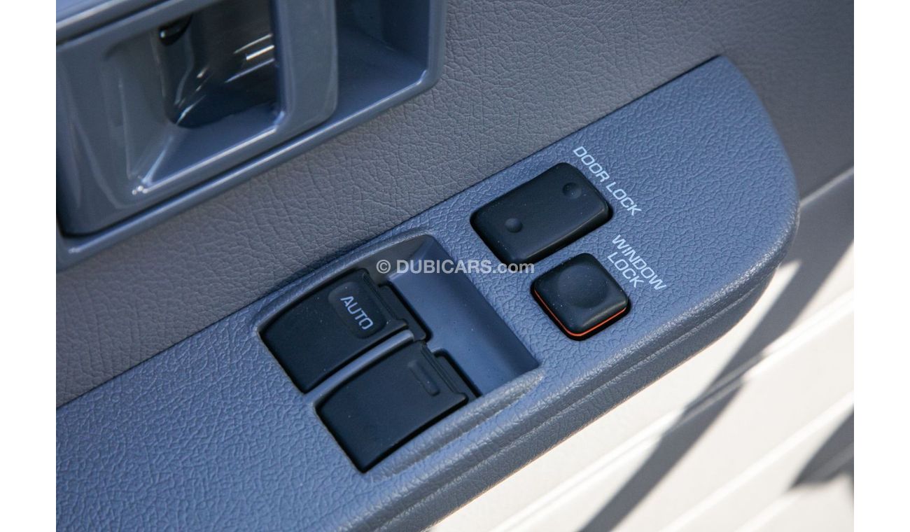 Toyota Land Cruiser Pick Up LAND CRUISER HZJ79 4.2L SC BASIC MANUAL TRANSMISSION*EXPORT ONLY*