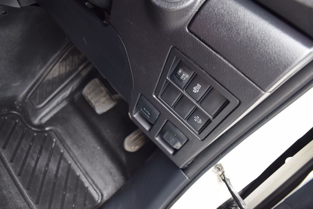 Toyota Hilux ROGUE 2.8L Diesel 4X4 2.4L Diesel Right hand drive (export only)