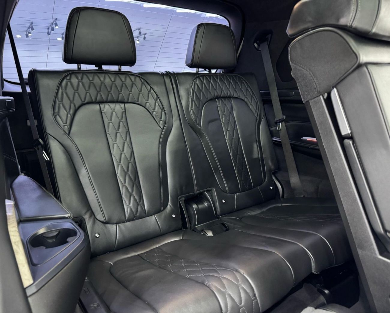 BMW X7 XDrive50i 4.4L 2019 BMW X7 xDrive50i M-Sport, Warranty, 2026 BMW Service Pack, Fully Loaded, Low Kms