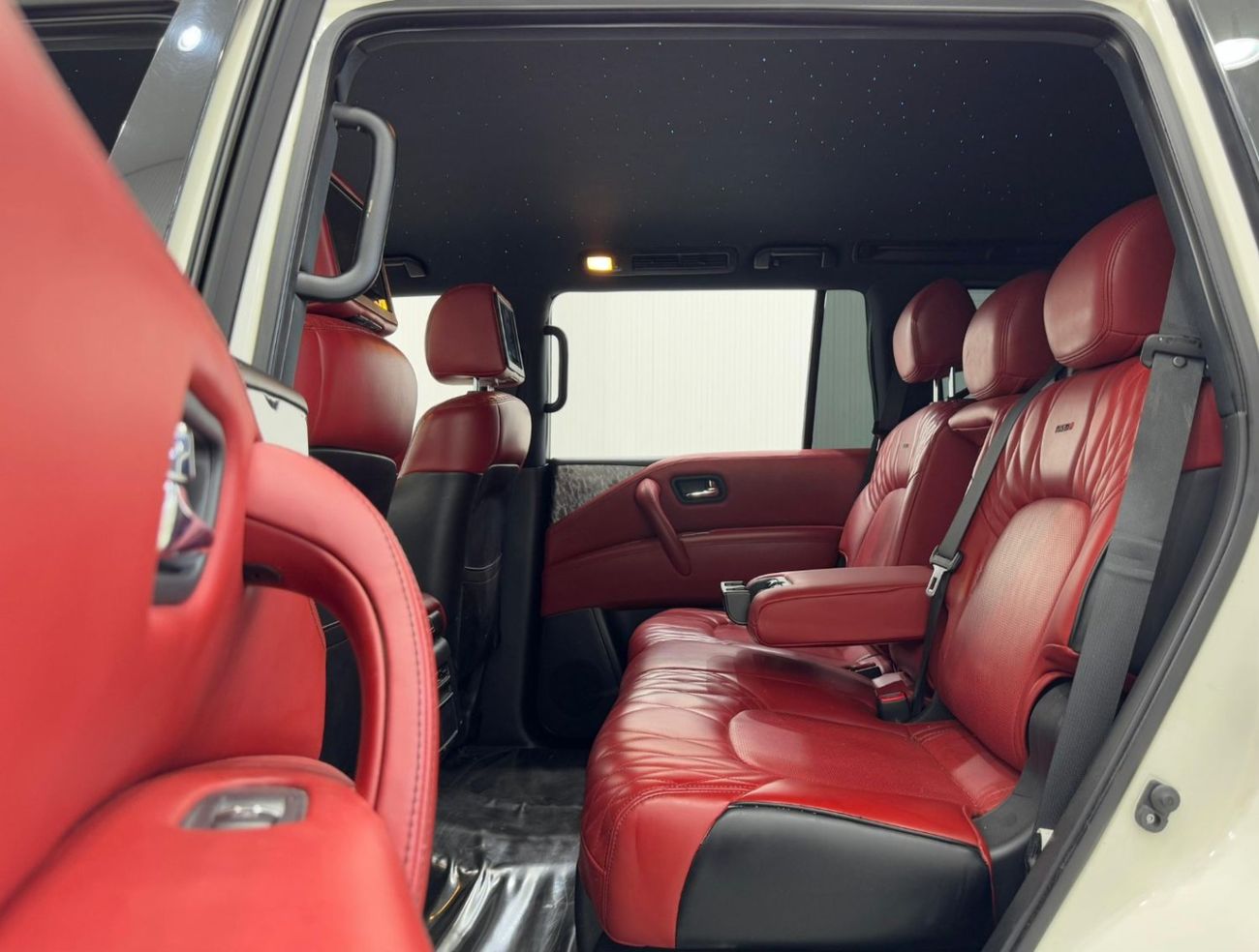 Nissan Patrol Nismo 5.6L 2019 Nissan Patrol XE Nismo, 1 Year Warranty, Full Service History, GCC