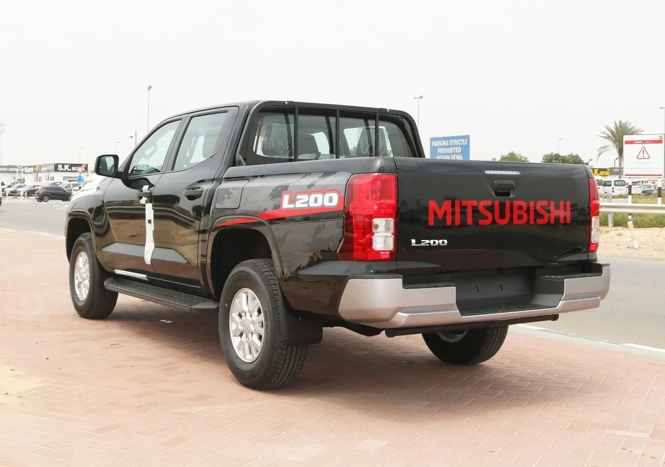 Mitsubishi L200 Triton GLX 4WD 2.4L Petrol MT High Line