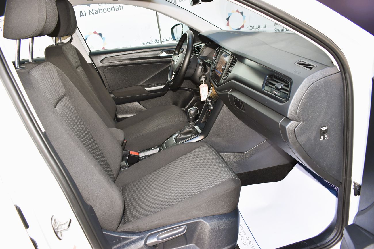 فولكس واجن T ROC AED 1039 PM | 1.4L GCC DEALER WARRANTY