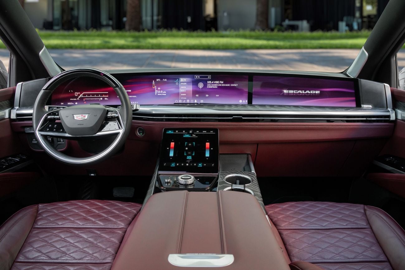Cadillac Escalade Escalade Sport Platinum | 9,733 P.M | 0% Downpayment | Escalade Platinum|Cadillac Warranty