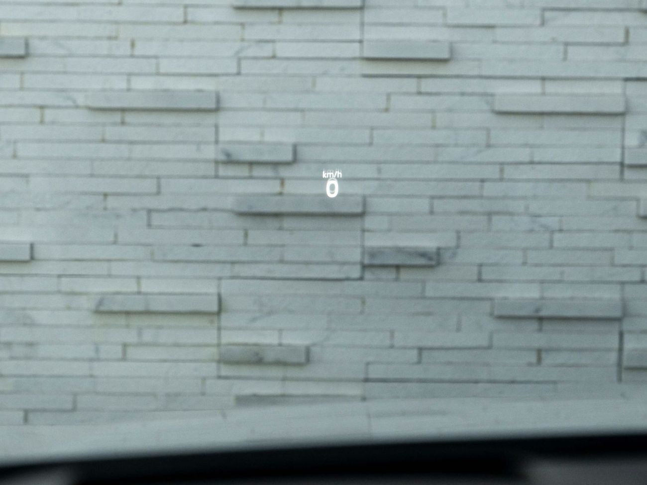 فولكس واجن جولف ار AED 2,595 PM • GOLF R • ONLY 17,000 KM • OFFICIAL VOLKSWAGEN WARRANTY UNTIL 07/2025 • CLEAN TITLE