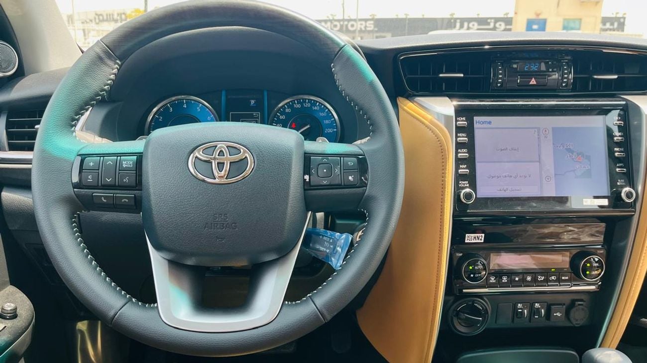 Toyota Fortuner SR5