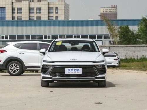 هيونداي سوناتا HYUNDAI SONATA 1.5L TURBO PRO EDITION MODEL 2025