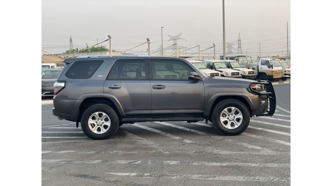 Toyota 4Runner “Offer”2018 Toyota 4Runner SR5 Premium -7 Seater - 4L V6 - UAE PASS