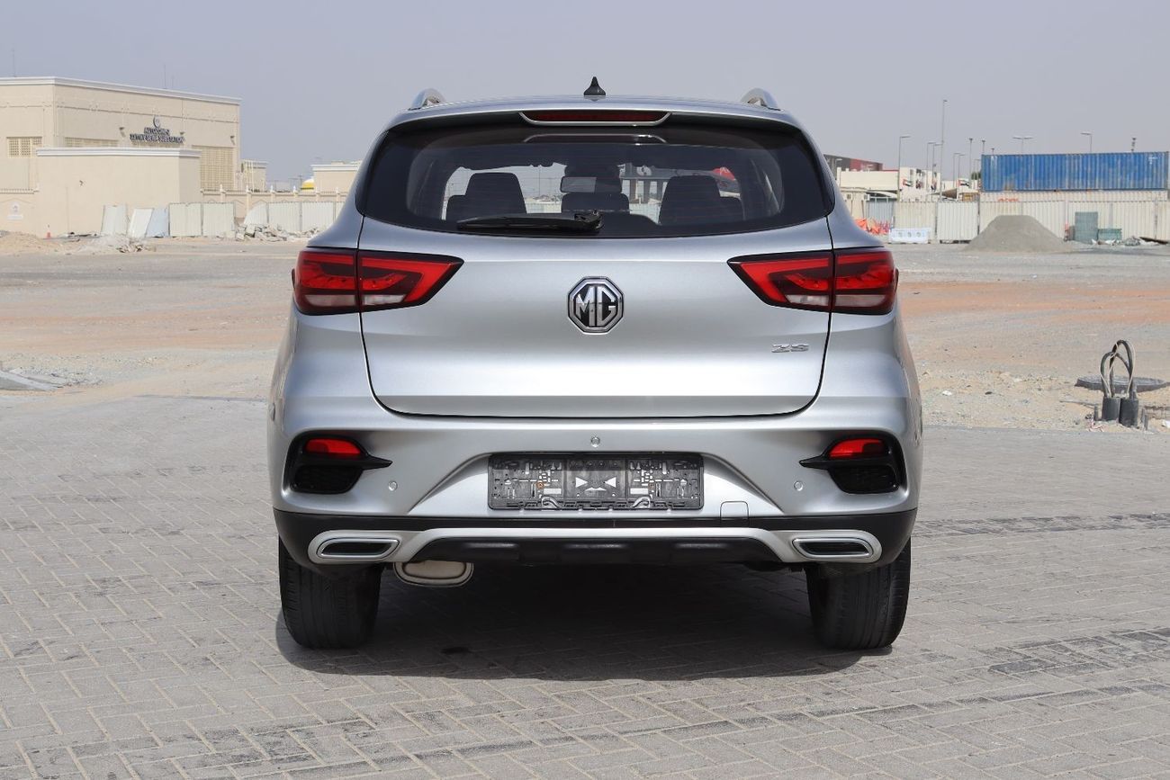 MG ZS Std 1.5L