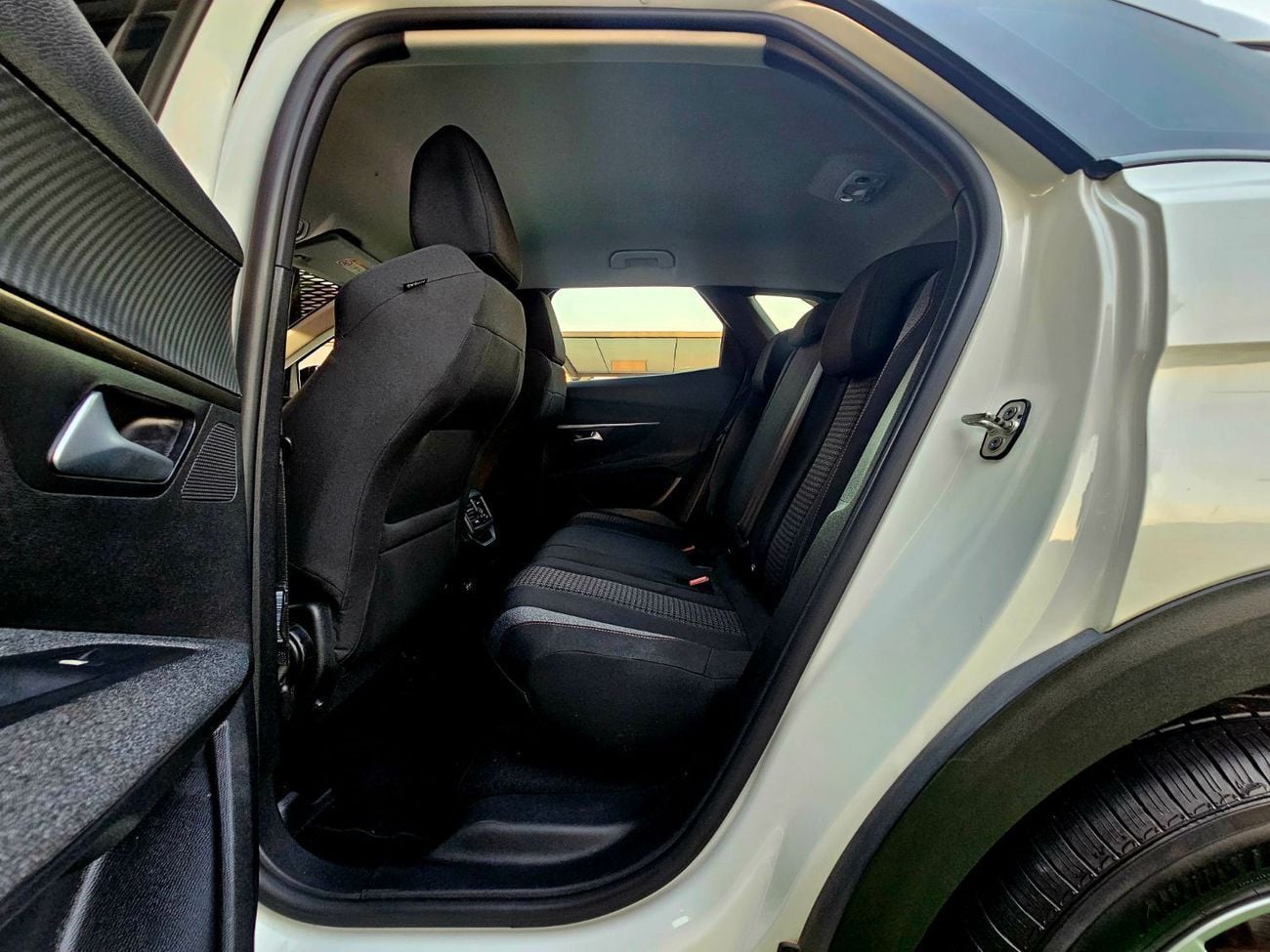 بيجو 3008 / 1.6 V4/ ORIGINAL PAINT/ SINGLE OWNER/ LOW KMS