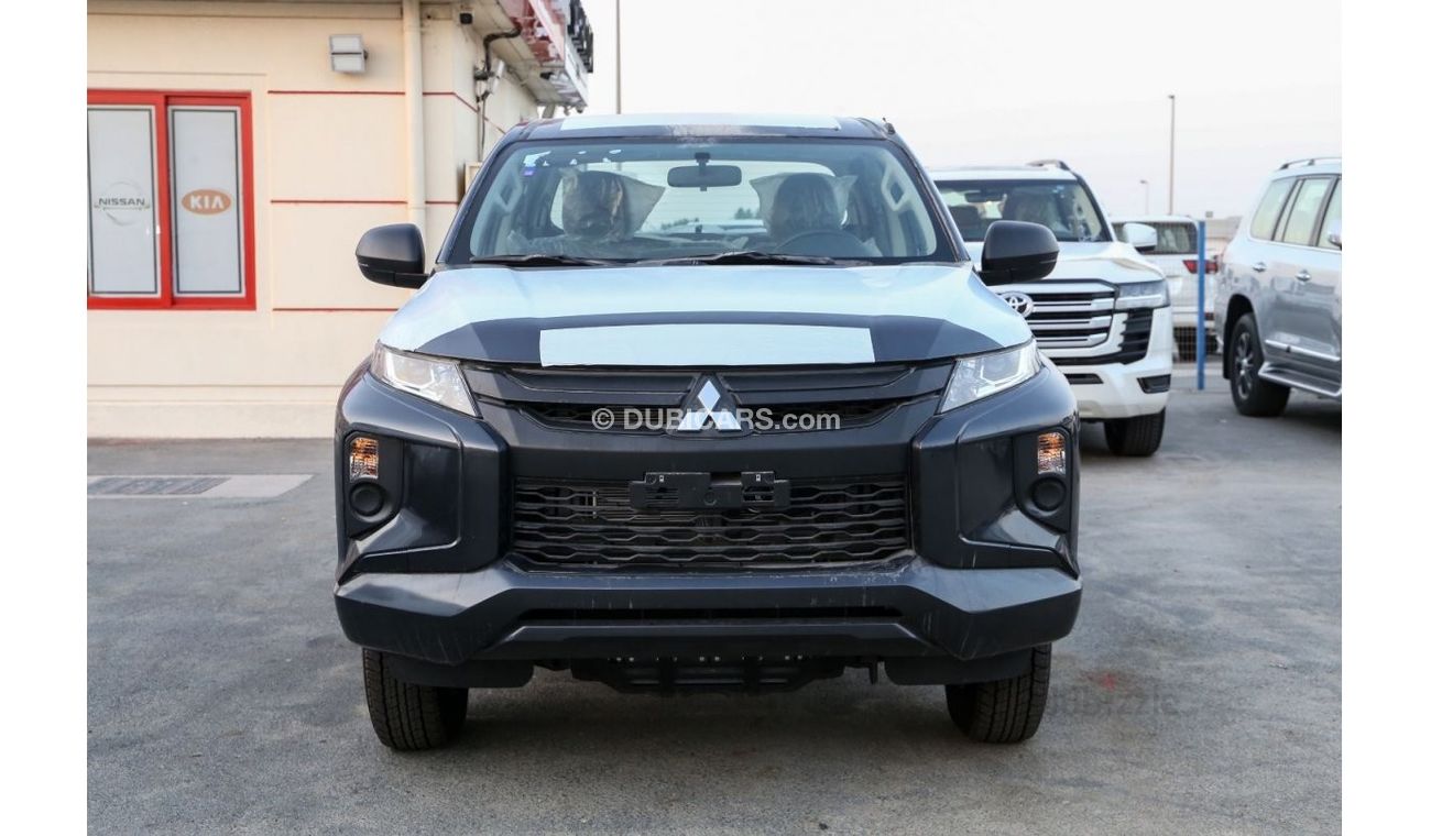 Mitsubishi L200 4X4 Double Cabin Diesel (Mid Option)