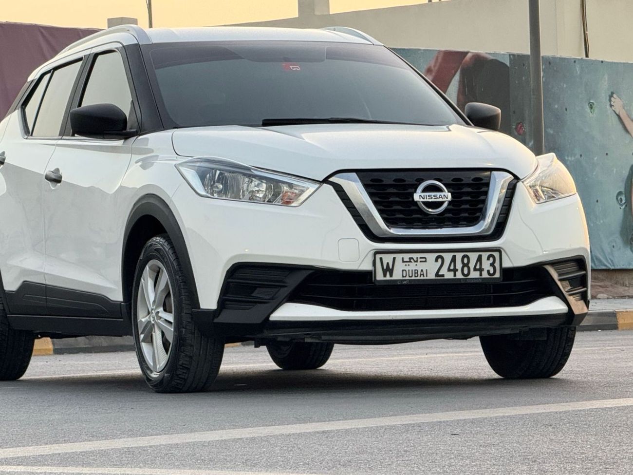 Nissan Kicks SV 1.6L good condition inside &out