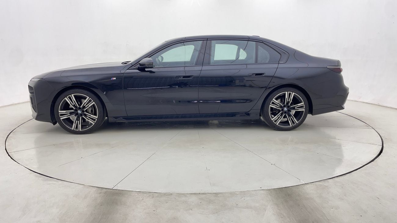 BMW 740i 2023 M SPORT | AED 4194/Month | 0 DP | 30 Day Return | Warranty | Service History
