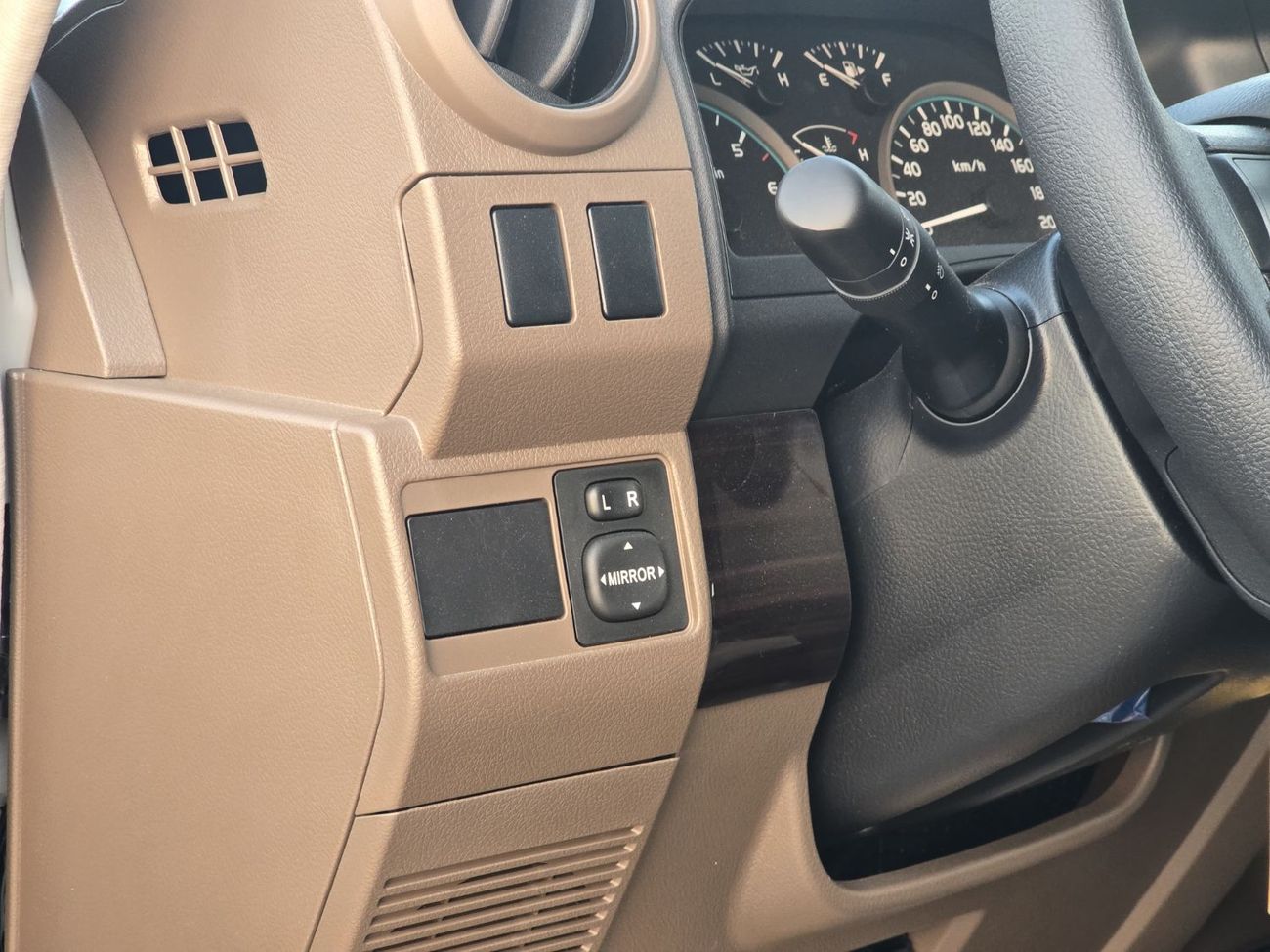 Toyota Land Cruiser Pick Up 2025 Toyota LC79 4.0L DC With Diff-Lock AT