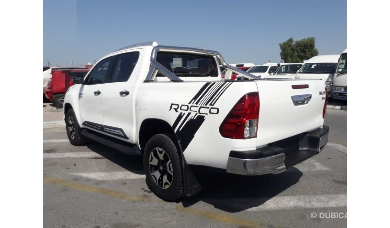 تويوتا هيلوكس Toyota Hilux RIGHT HAND DRIVE (Stock no PM 814)