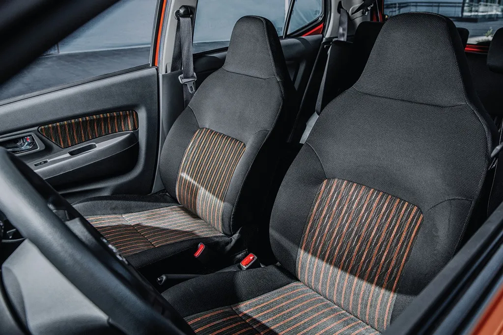 Toyota Wigo interior - Seats