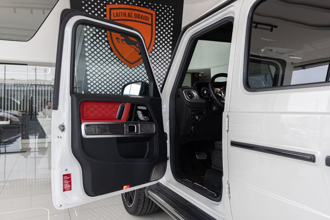Mercedes-Benz G 63 AMG Std 4.0L Mercedes-Benz G-Class | G 63 AMG | Carbon Fiber Interior | Gargash Auto Warranty | 2021