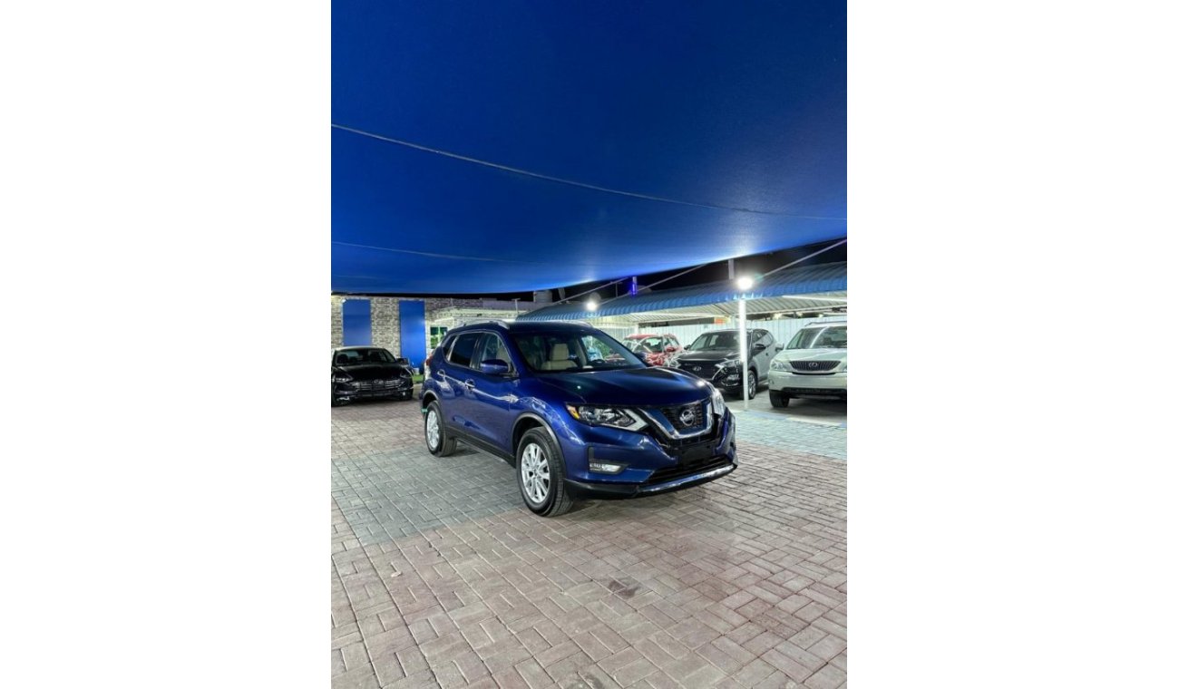 Nissan Rogue car in perfect condition 2020 with engine capacity 2.5 4wd