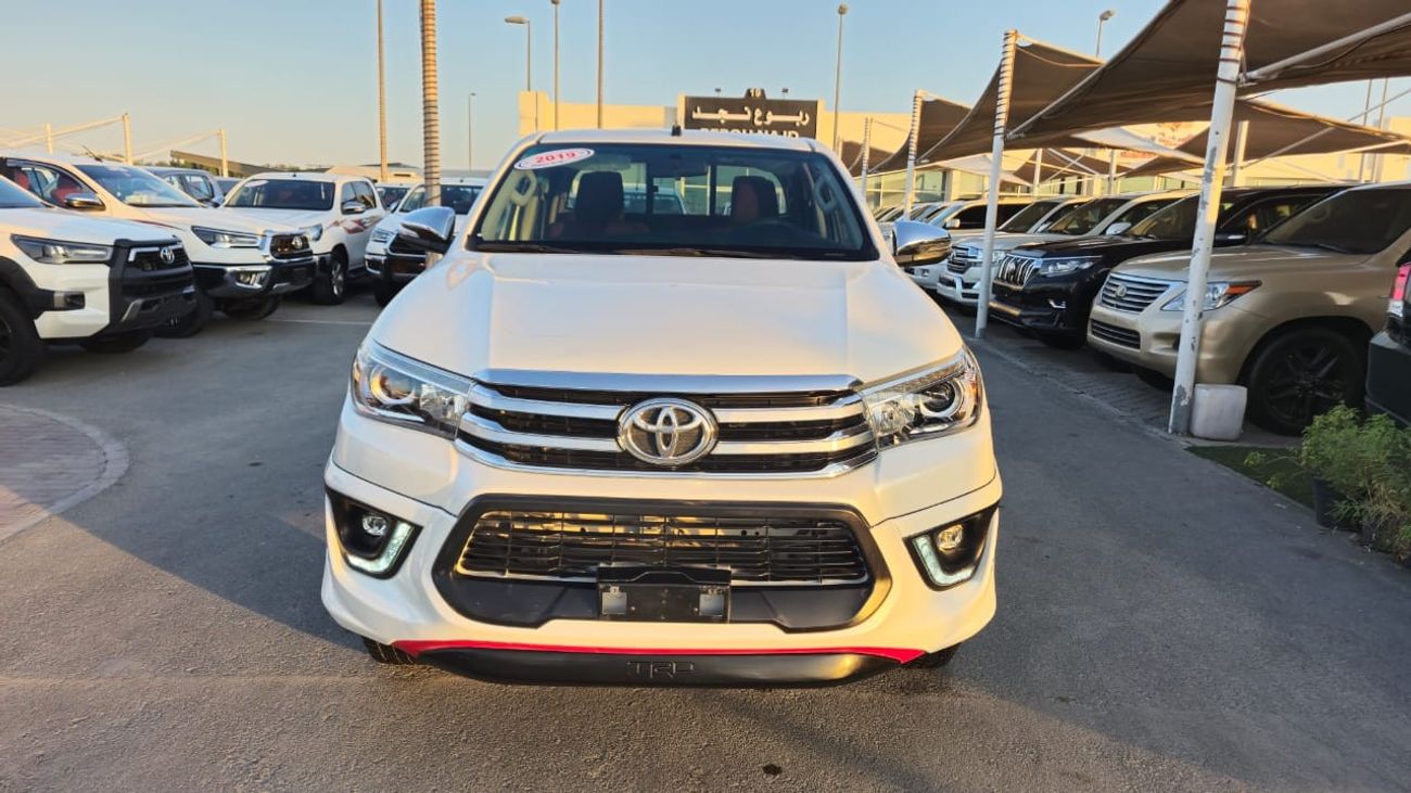 تويوتا هيلوكس DC TRD 4.0L 4WD TOYOTA HILUX TRD V6 4.0L 2019 clean car without accident without paint no any work a