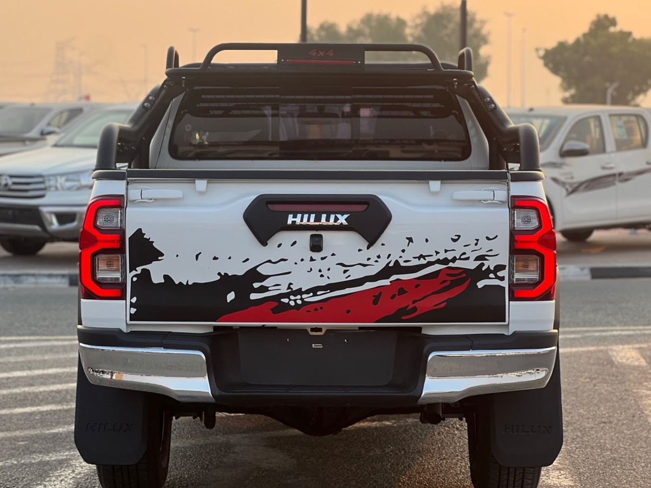 Toyota Hilux  2022 Toyota Hilux GR Sport - 2.7L V4 - Rear Camera - Push Start - Full Automatic Patrol - 4x4 AWD -