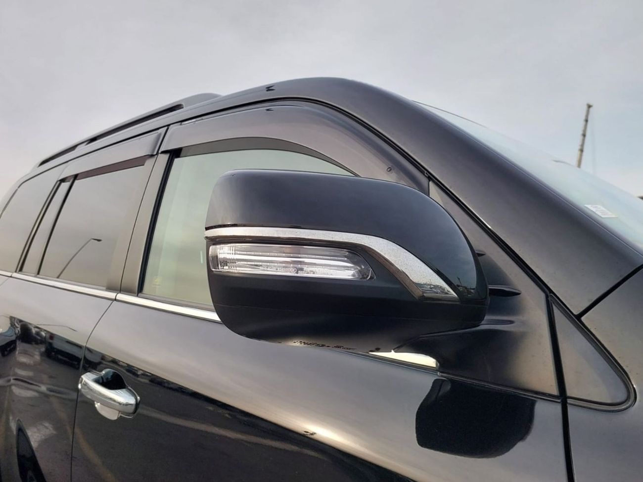 Toyota Land Cruiser TOYOTA LAND CRUISER SUV RHD 2019 MODEL 4.6 L PETROL AUTOMATIC(PM92283)