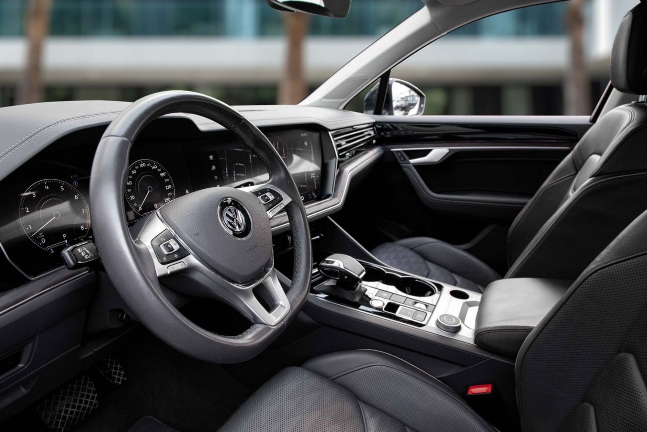 Volkswagen Touareg Touareg Highline Plus | 2,253 P.M | 0% Downpayment | LOW KMS!