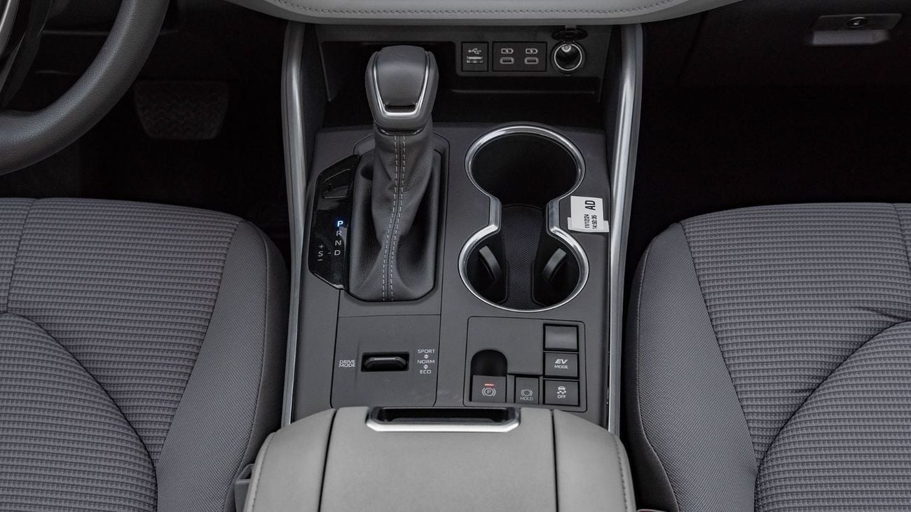 تويوتا هايلاندر 2026 Toyota Highlander LE 2.5L AT Hybrid (Black)