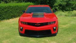 Chevrolet Camaro Chevorlet comaro ZL1 model 2015 GCC car prefect condition full option low mileage sun roof leather s