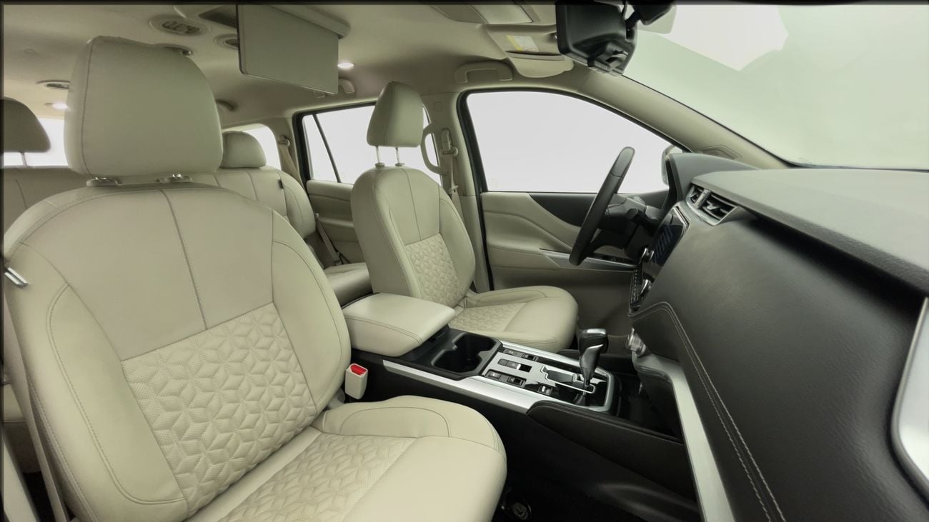 نيسان إكستيرا PLATINUM 2.5 | بدون دفعة مقدمة | اختبار القيادة في المنزل