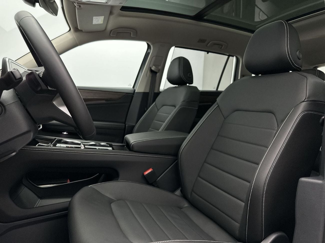 فولكس واجن تيرامونت Comfortline 3.6L Comfortline 2.0 (Ref#53632) - 34,100 AED SAVINGS from New Car