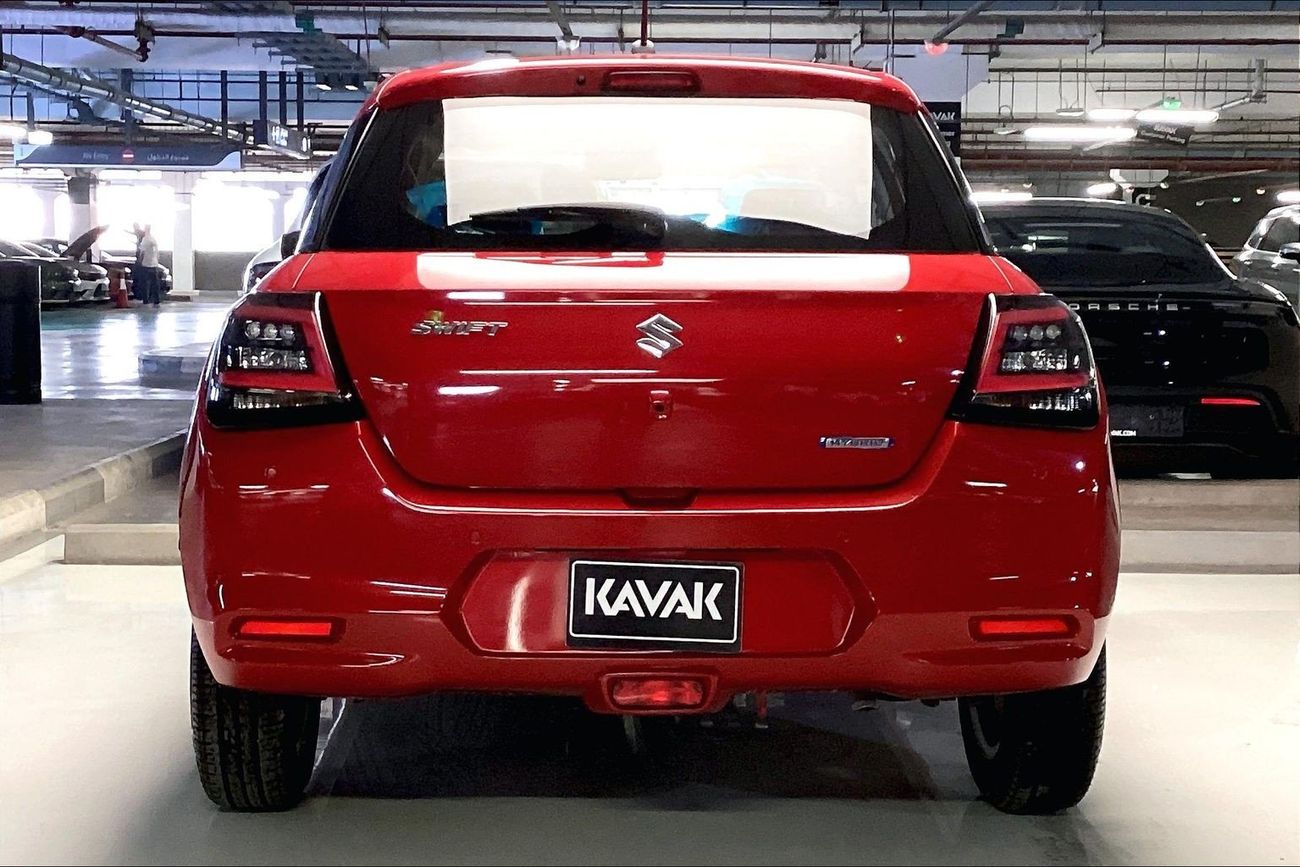 سوزوكي سويفت GLX | National Day Celebration | شامل الضمان | 0 ﺪﻔﻋﺓ ﺃﻮﻟﻯ