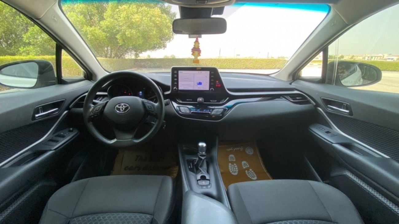 Toyota CHR XLE, 2.0L