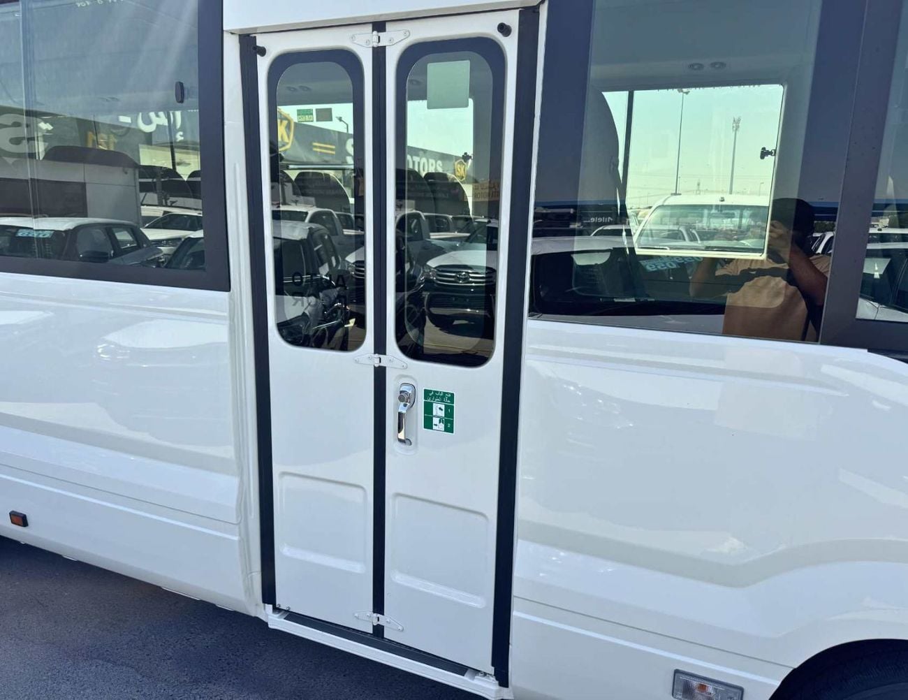 Toyota Coaster 4.2L V6 DIESEL 23 STR 4.2L V6 DIESEL | 23 STR M/T | AUTO FOLDING DOOR | REAR SEATS BELT (CODE # COD42A)