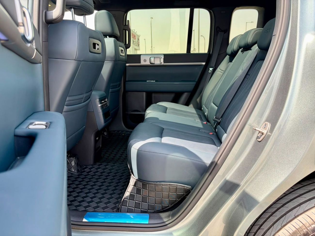 بي واي دي ليوبارد 7 STD  (NON GCC) BYD Leopard 7 2026 – Ultra 4wd 190km (Full Option) | Plug-in Hybrid (2477/-Monthly)